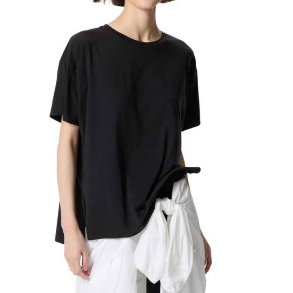 Uniqlo Womens Size Small Airism Athletic T-Shirt Black Short Sleeve Crewneck Dry